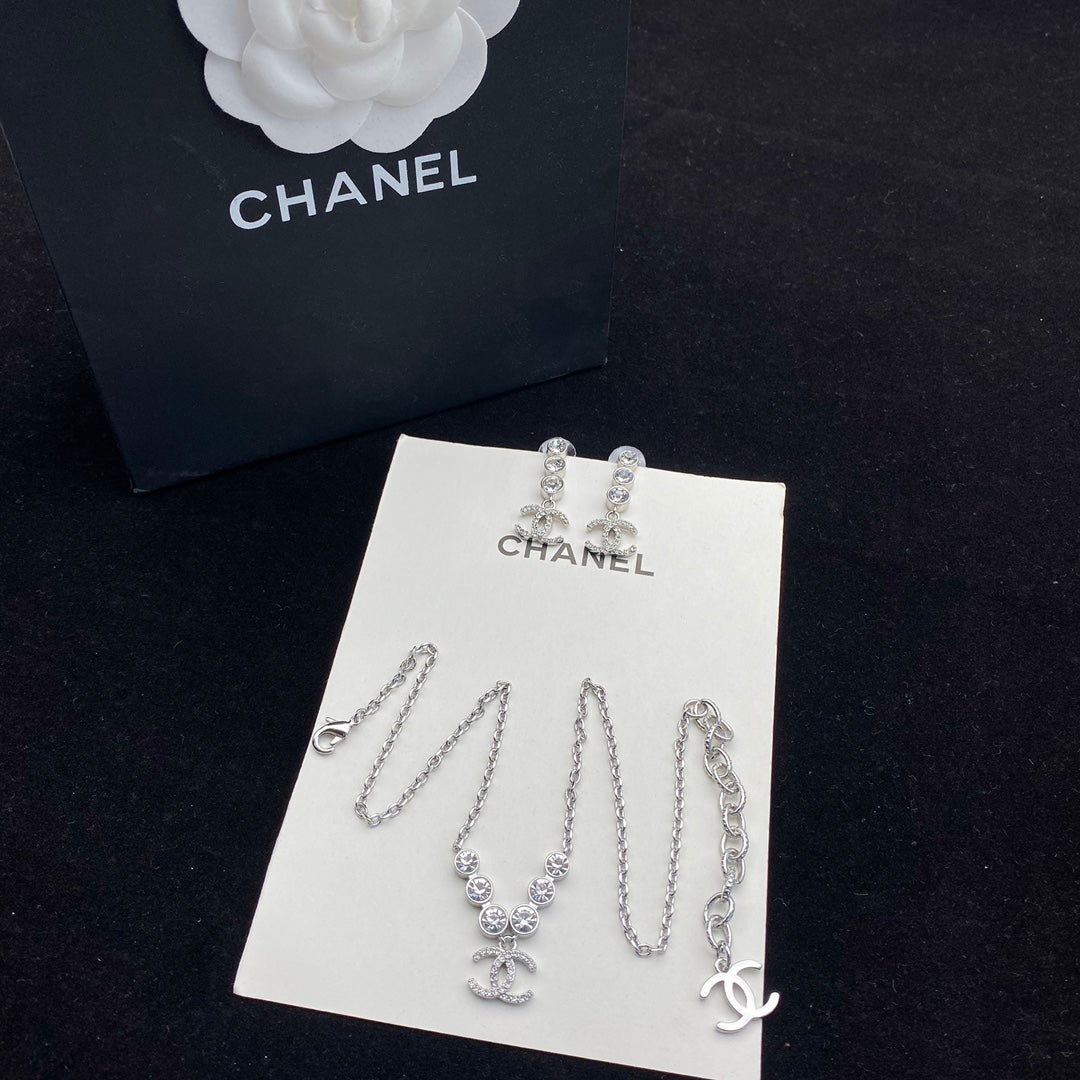 Kristall-Diamant-Ohrringe-Halsketten-Set
