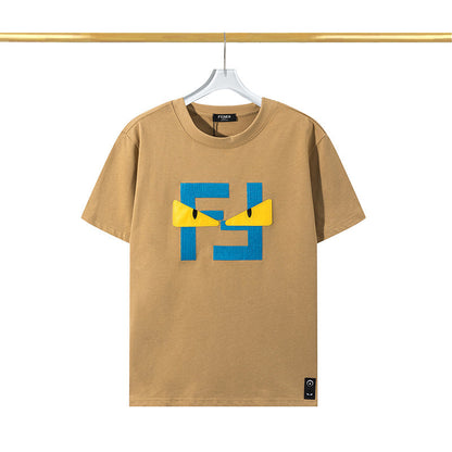 Besticktes Mode-T-Shirt