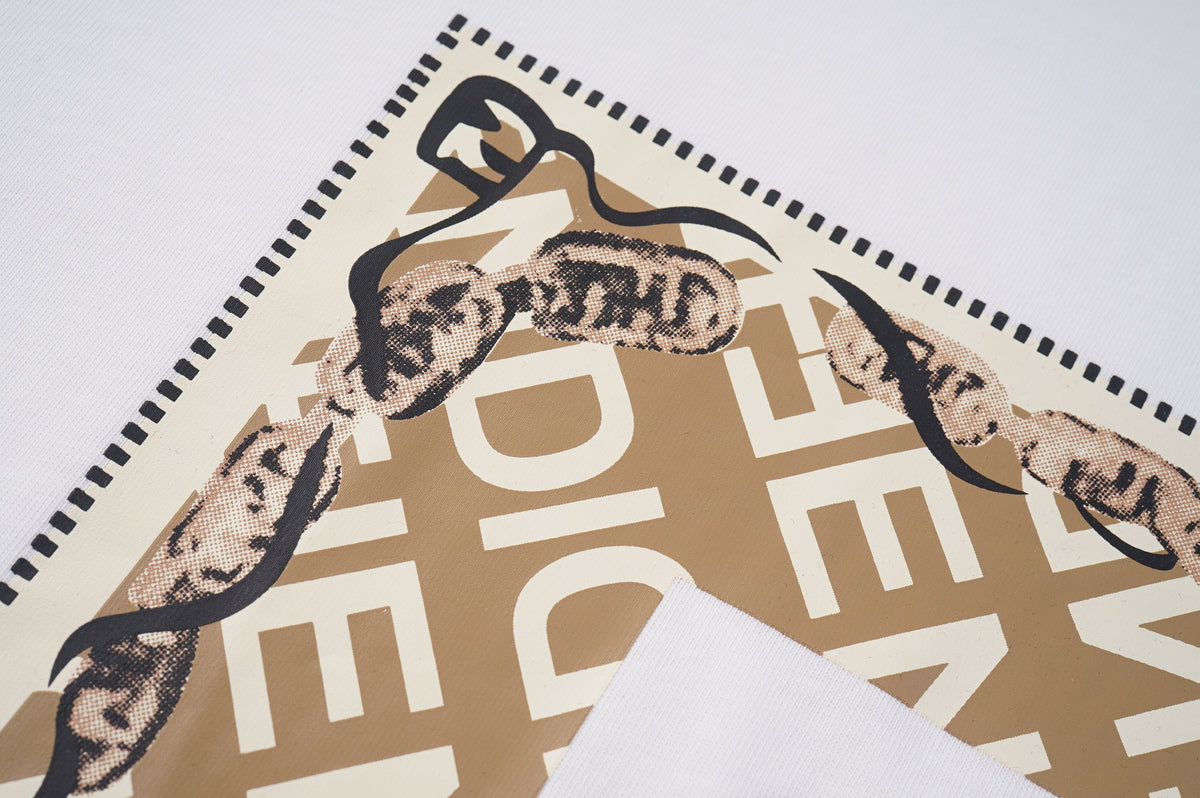 Einfaches T-Shirt mit Buchstaben-Print F
