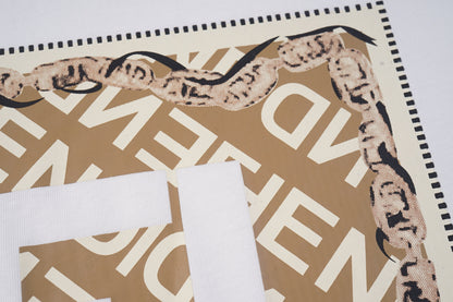 Einfaches T-Shirt mit Buchstaben-Print F