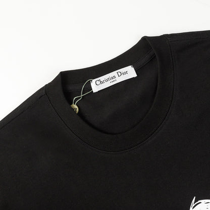 Einfaches bedrucktes T-Shirt