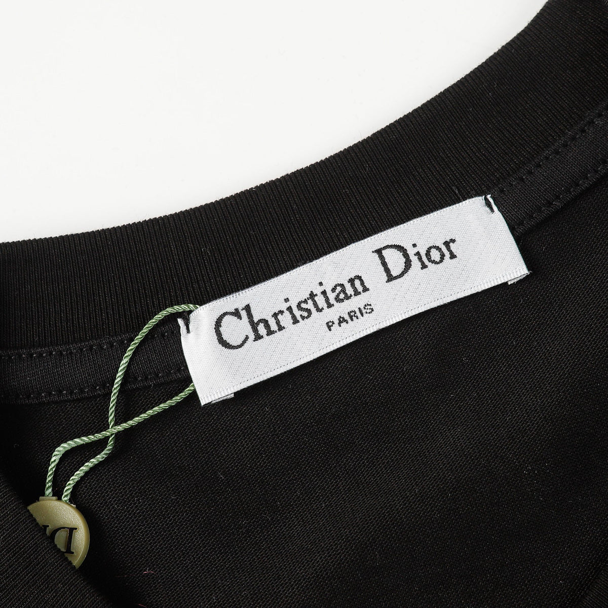 Einfaches bedrucktes T-Shirt