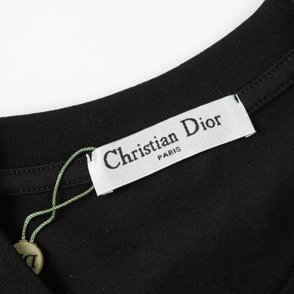 Einfaches bedrucktes T-Shirt