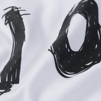Einfaches bedrucktes T-Shirt