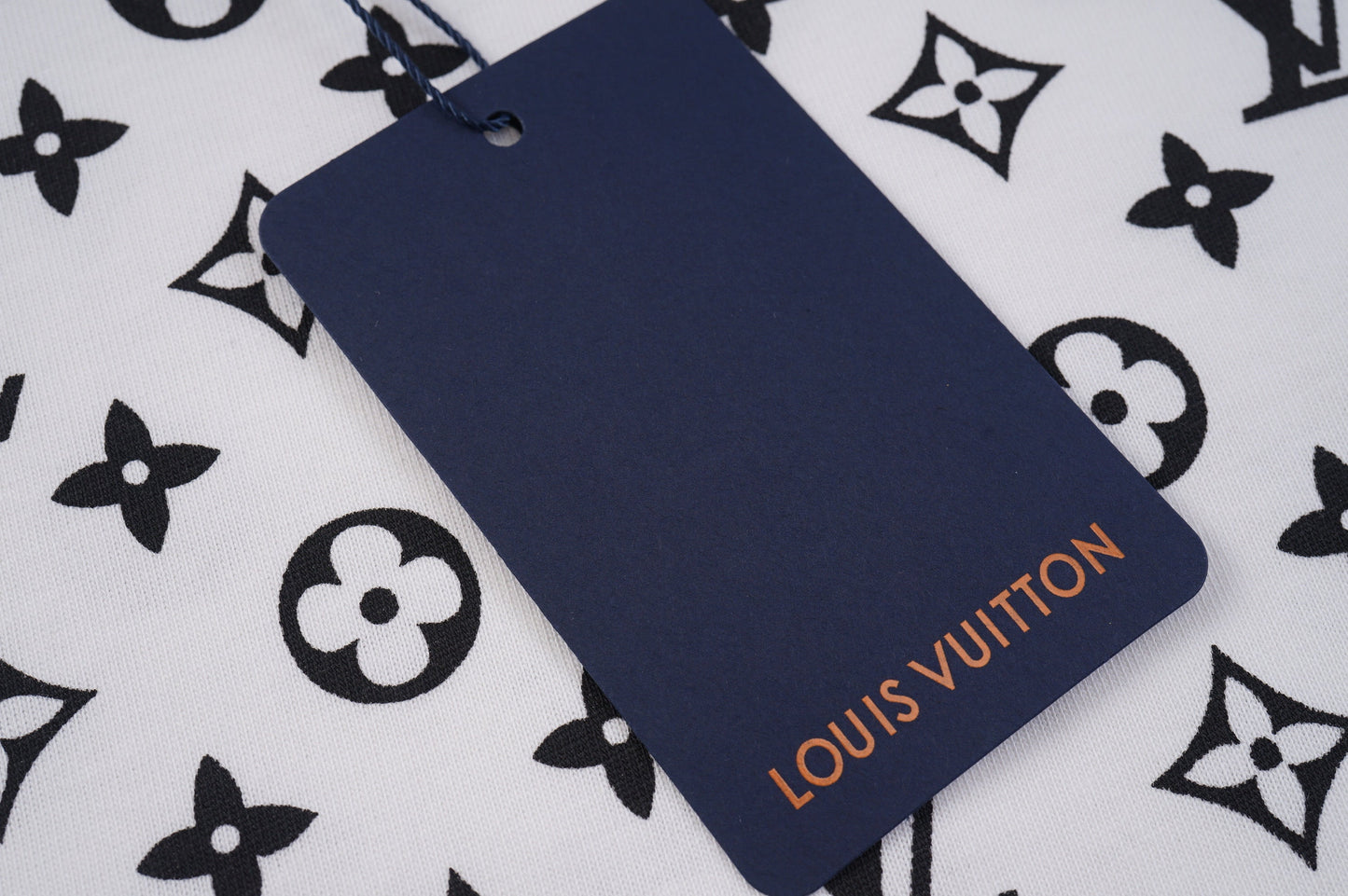 T-Shirt mit Farbverlauf-Buchstabenprint