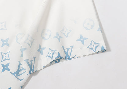 Halblanges bedrucktes T-Shirt