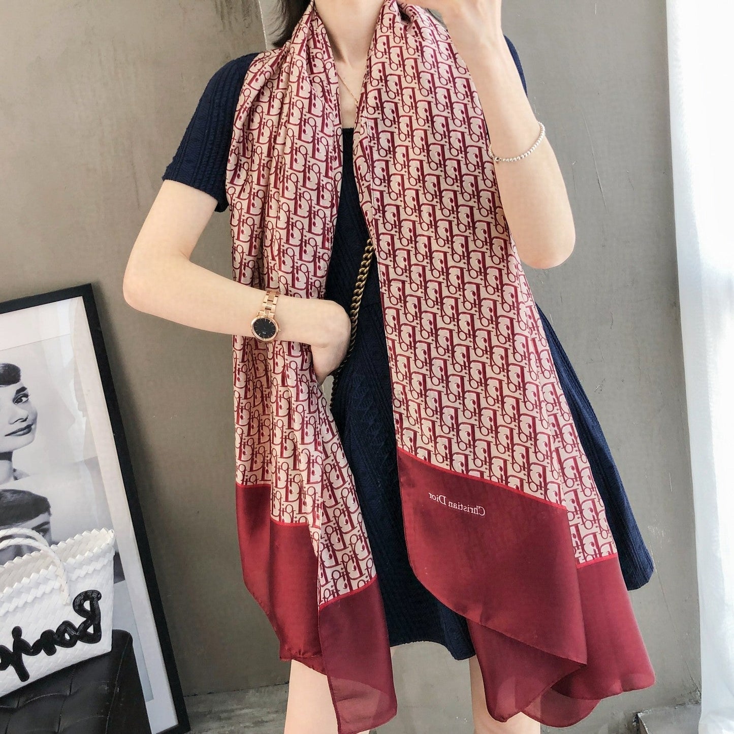 Double-Sided Vintage Pattern Silk Scarf