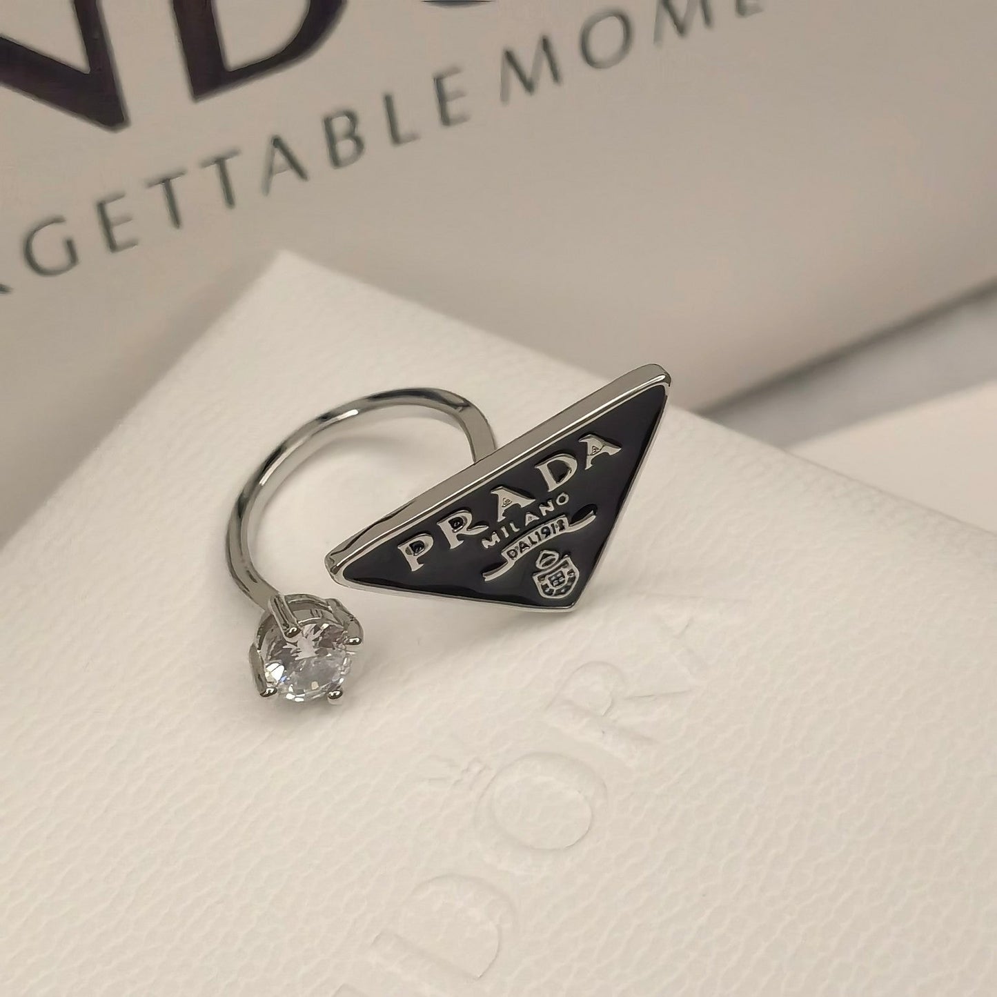 Dreiecksymbol Kristall Offener Ring