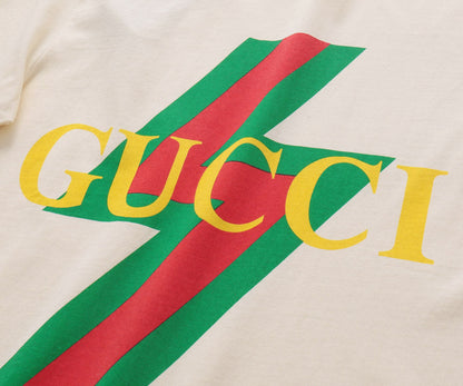 T-Shirt mit Blitz-Print