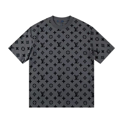 Klassisches T-Shirt mit geprägtem Muster