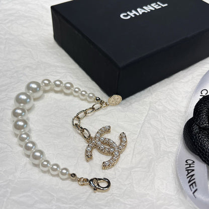 Mode Elegantes Perlenarmband
