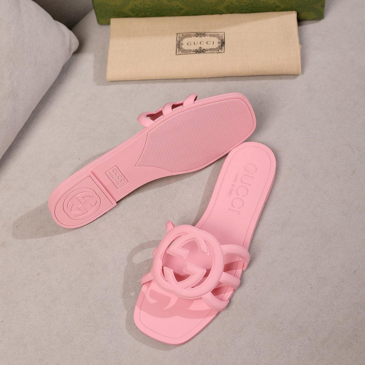 Damen-Slipper mit ineinandergreifendem Doppel-G