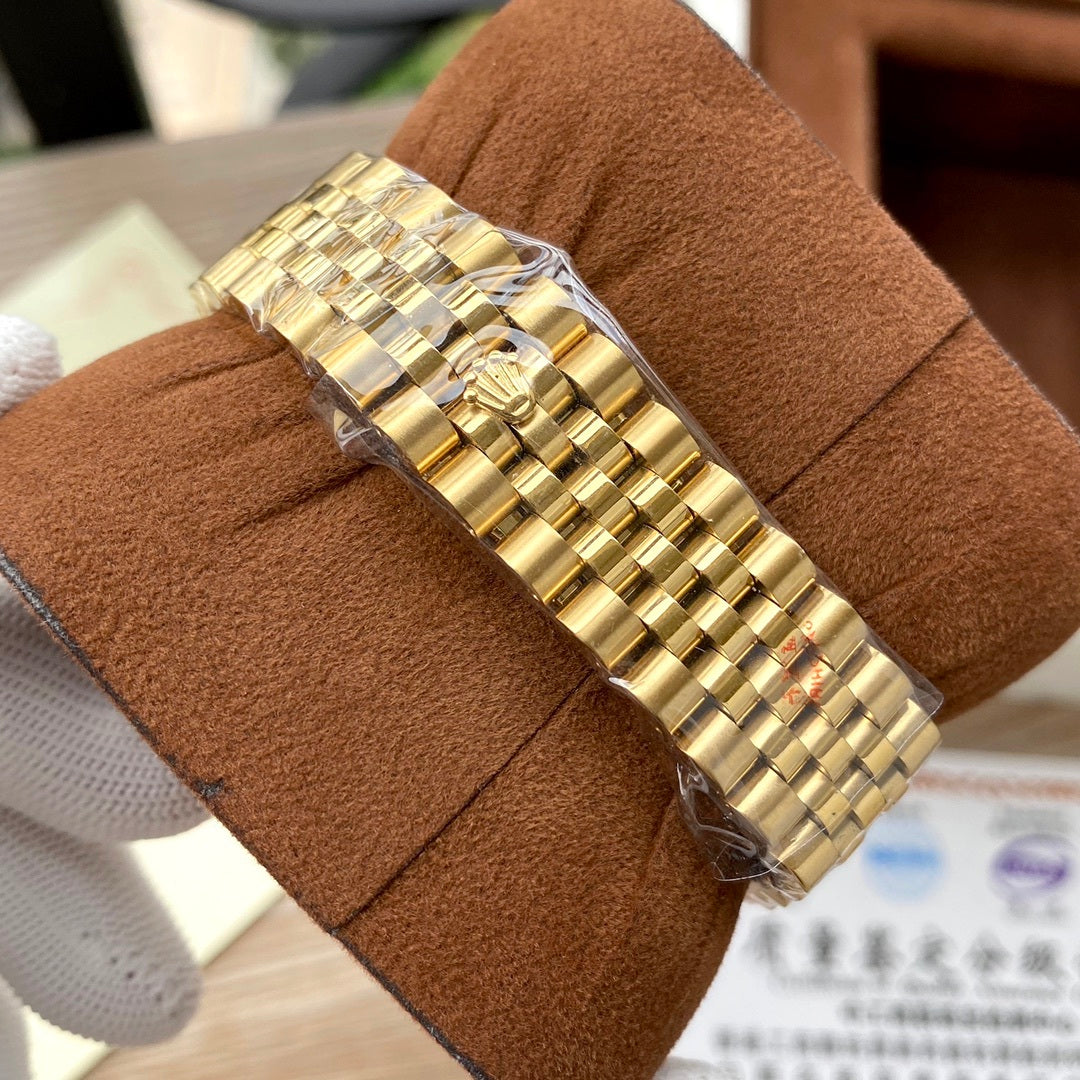 Classic Stainless Steel Luxury Dress Watch – 5-Color Dial Collection with Crystal Markers, Elegant Gold & Two-Tone Finishes