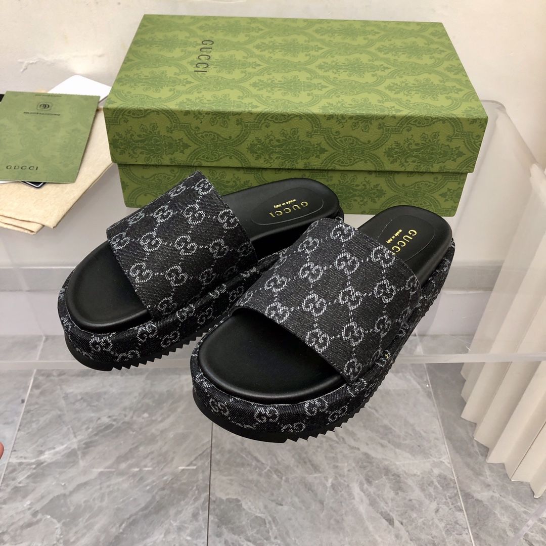 Platform Slippers With Double G Motif