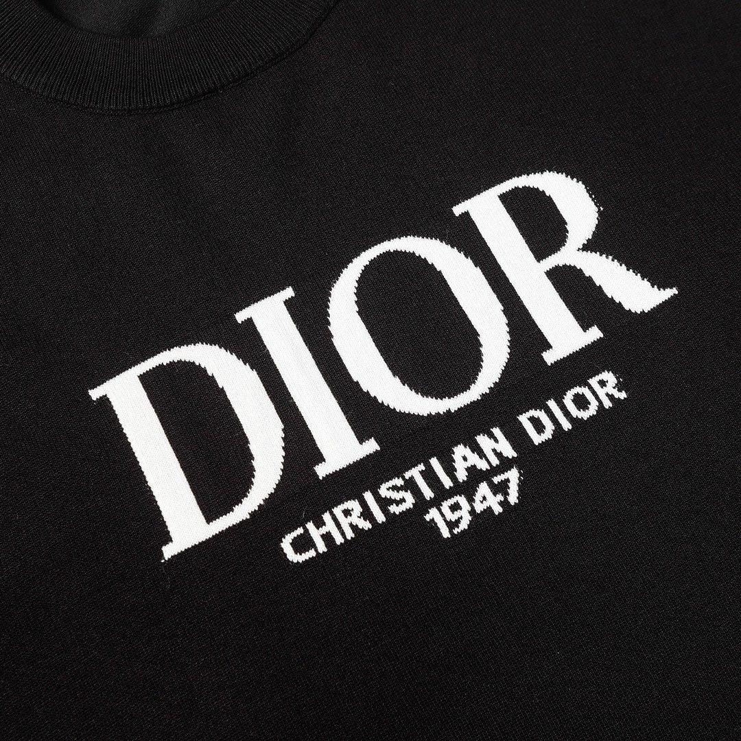 0528 Jacquard klassisches Woll-T-Shirt mit kurzen Ärmeln und Schriftzug