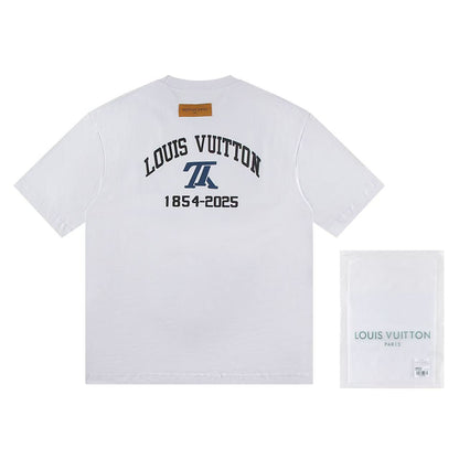 Dreidimensional bedrucktes T-Shirt