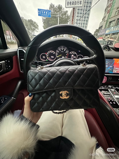 Classic Black Quilted Leather Bag | Black & Gold 🖤