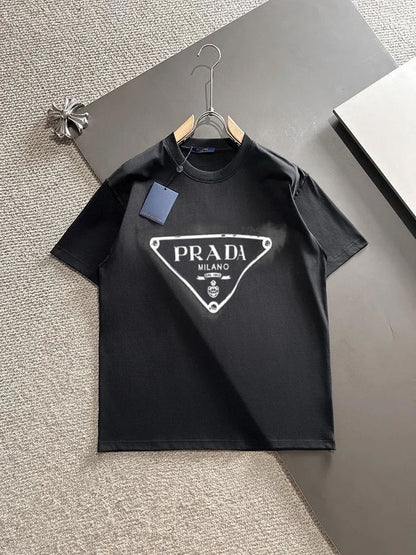 Klassisches T-Shirt mit Print