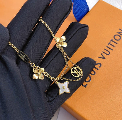 Modisches hohles Anhängerarmband