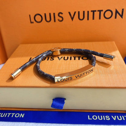 Klassisches Lederarmband mit Print