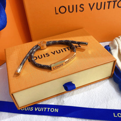 Klassisches Lederarmband mit Print