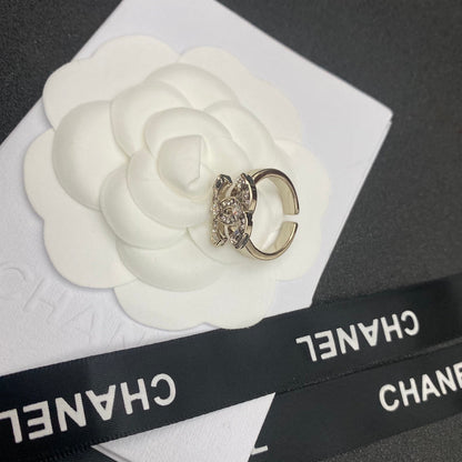 Funkelnder Diamant-Logo-offener Ring