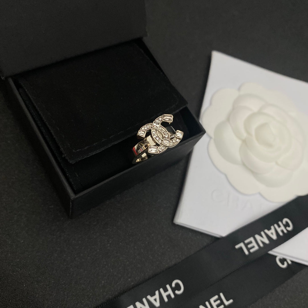 Funkelnder Diamant-Logo-offener Ring