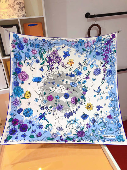 Eleganter Blumenschal aus 90er Seide