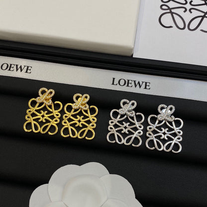 Diamantohrringe mit Vintage-Logo