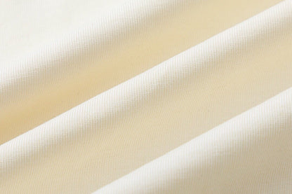 Einfaches T-Shirt aus bedruckter Baumwolle