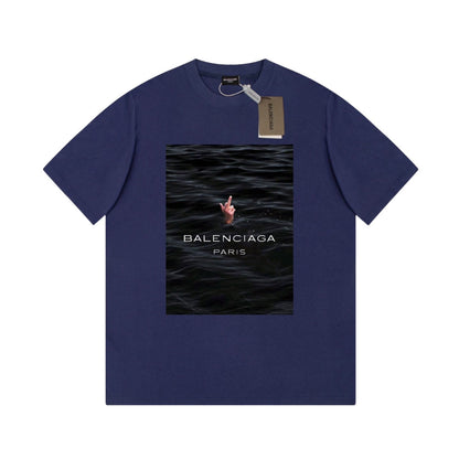 Kreatives bedrucktes T-Shirt