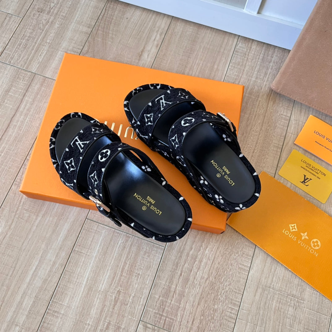 Dicke Wildleder-Monogramm-Pantoffeln