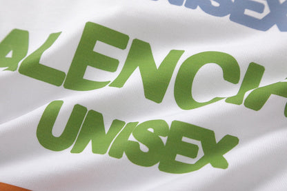 Klassisches T-Shirt mit Buchstabenaufdruck