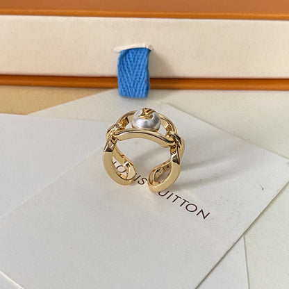 Ring mit Perlen-Logo