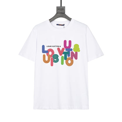 Buntes T-Shirt mit Buchstaben-Print