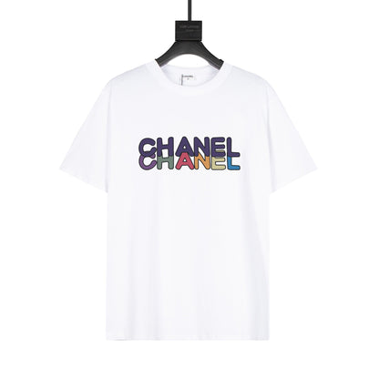 T-Shirt mit Regenbogen-Print