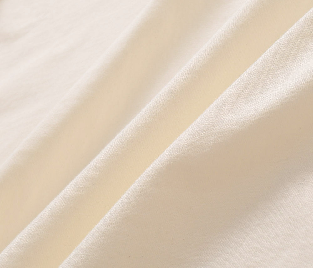Einfaches T-Shirt aus bedruckter Baumwolle