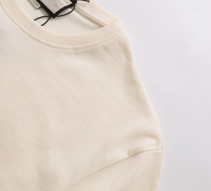 Einfaches T-Shirt aus bedruckter Baumwolle