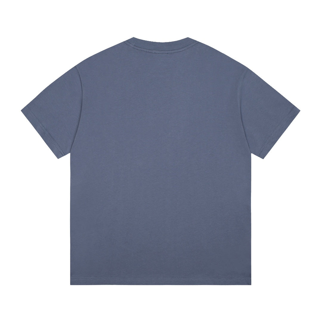 Einfaches bedrucktes T-Shirt