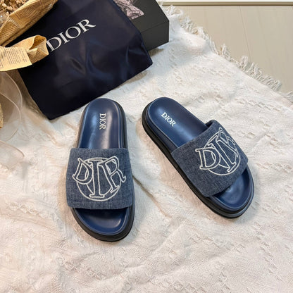 Aqua-Sandalen