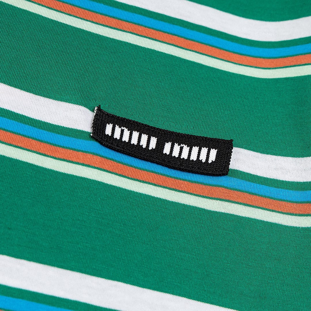 Gestreiftes Baumwoll-T-Shirt