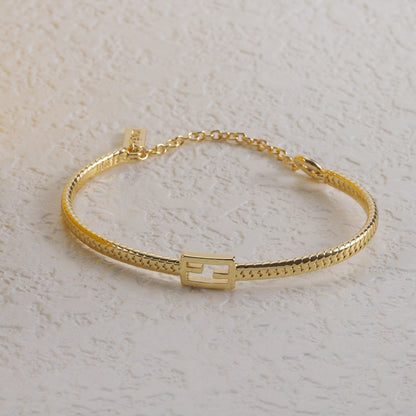 Goldfarbenes Baguette-Armband