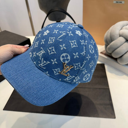 Baseballcap mit Retro-Denim-Prägelabel aus Metall