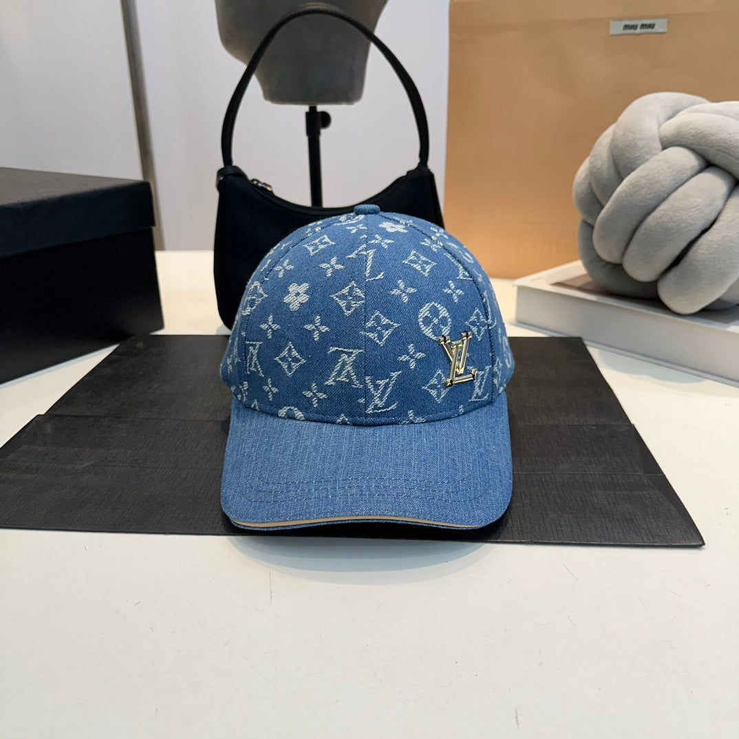 Baseballcap mit Retro-Denim-Prägelabel aus Metall