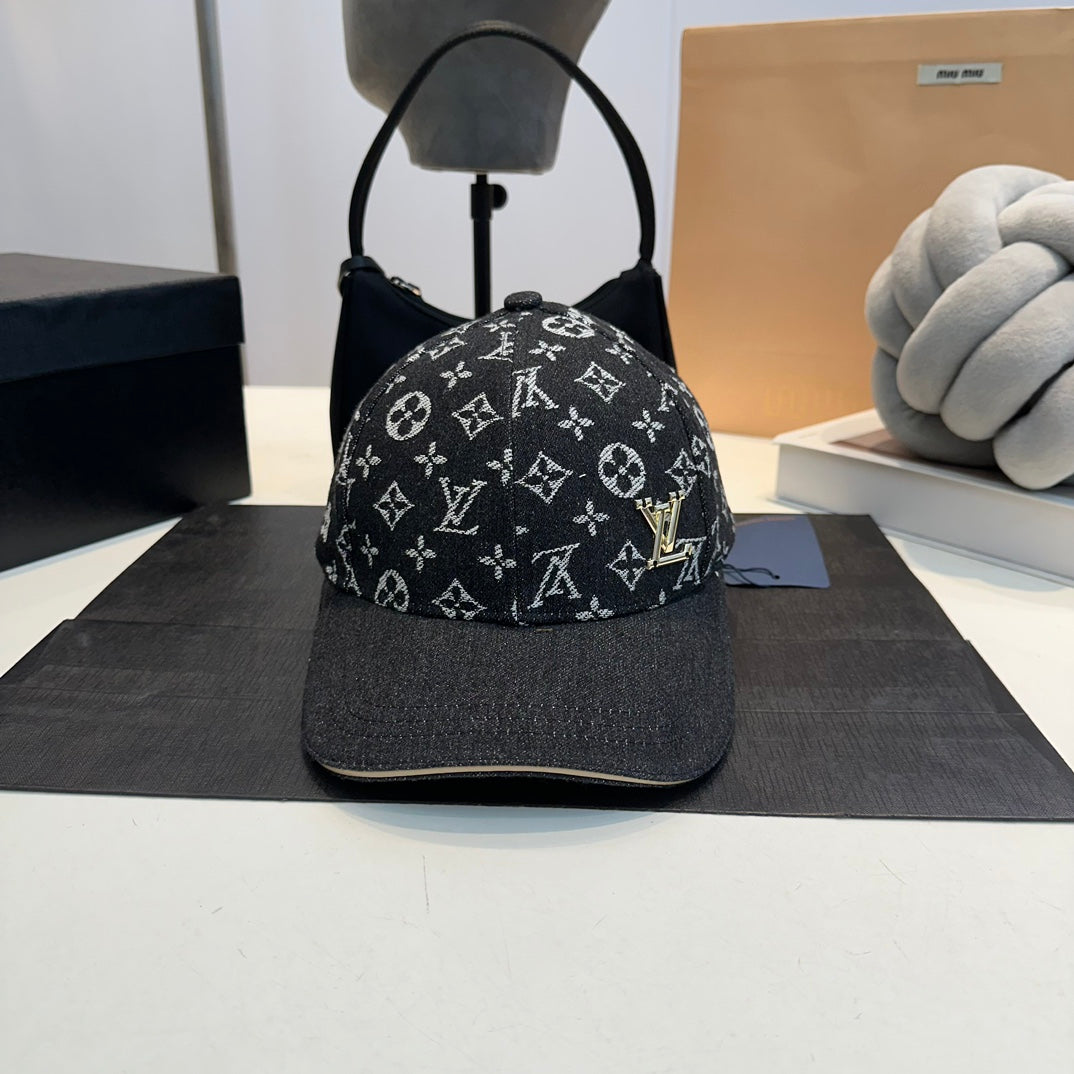 Baseballcap mit Retro-Denim-Prägelabel aus Metall