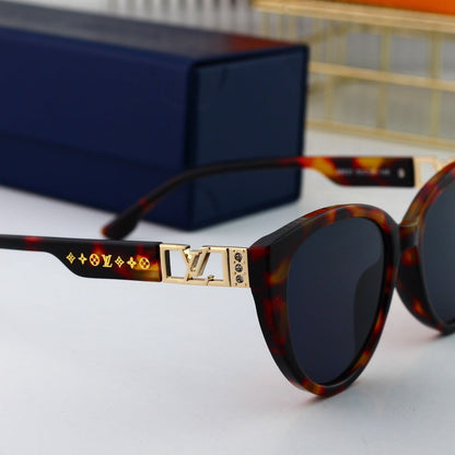 Neue Cat-Eye Metall-Sonnenbrille mit Hohl-Logo
