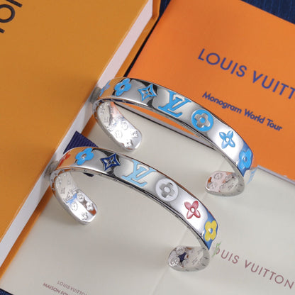 Buntes Emaille-Armband mit Prägung