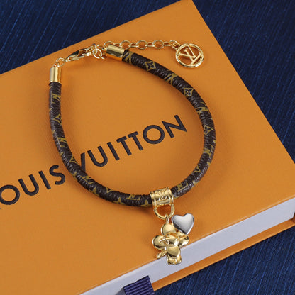 Lederarmband für Paare mit Love Spliced Puppe