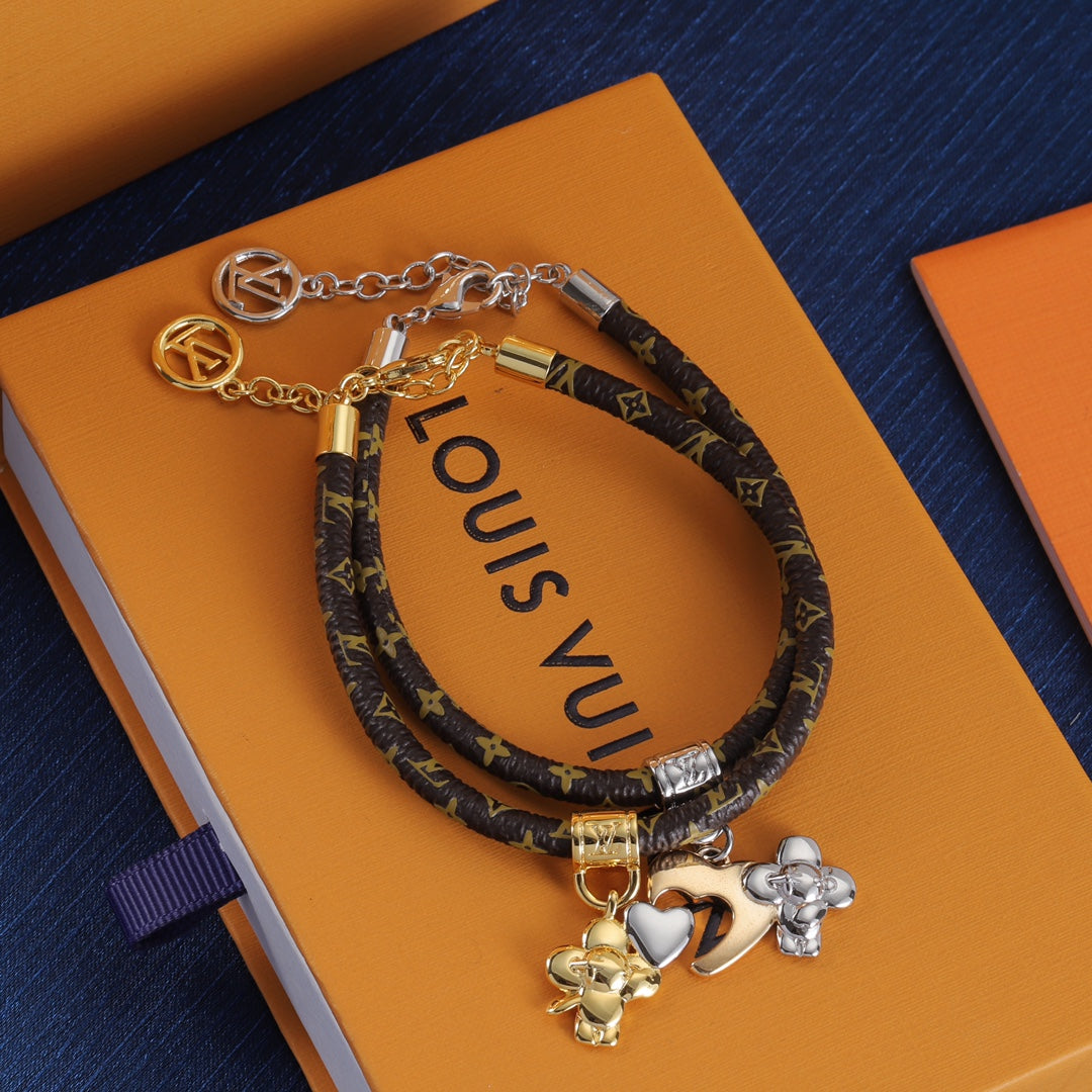 Lederarmband für Paare mit Love Spliced Puppe