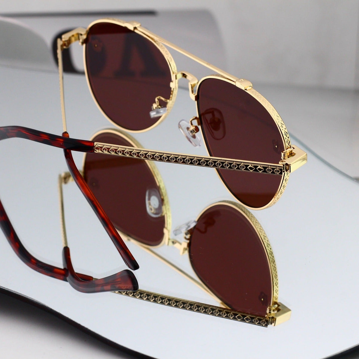 5 Color Pilot Skull Temple Sunglasses 0223